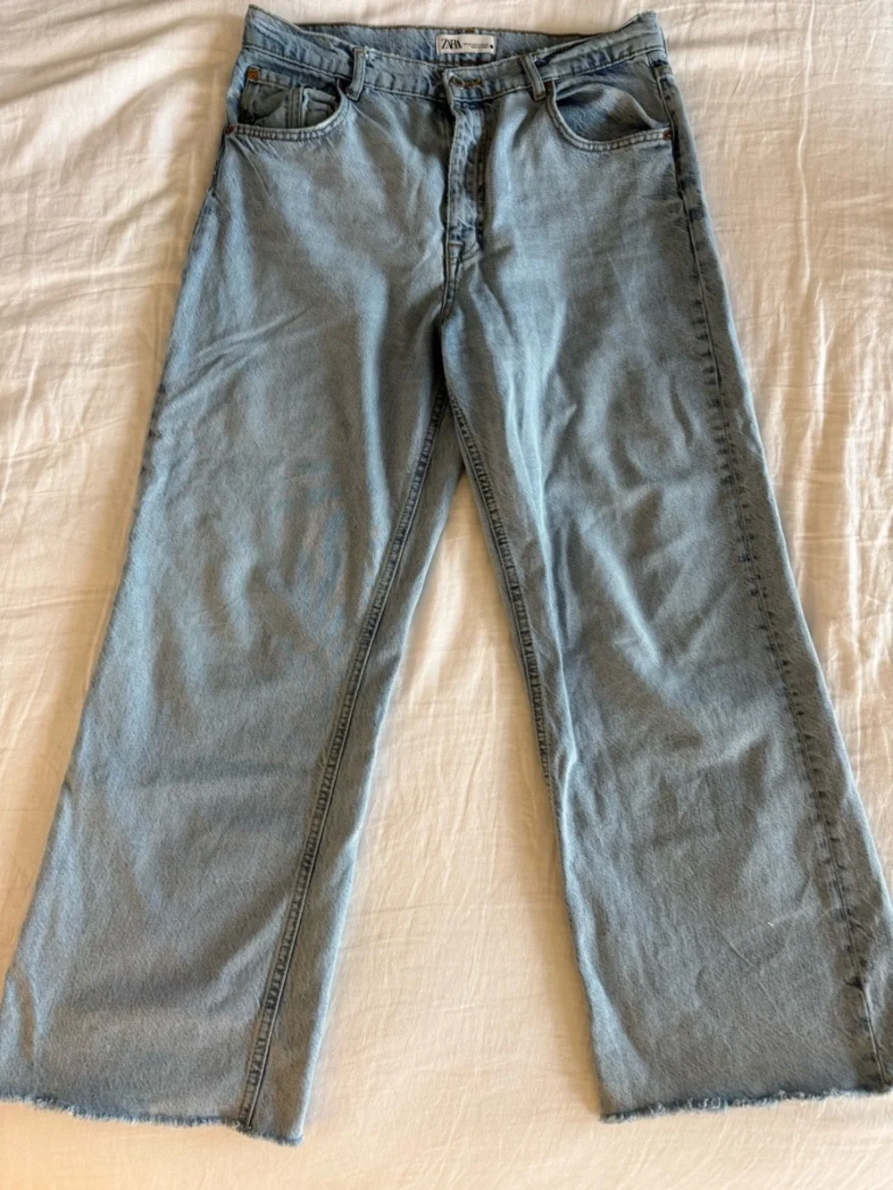 Zara The 90s Full Length Light Blue High-Rise Wide Leg Jeans size 12 - Picture 2 of 7